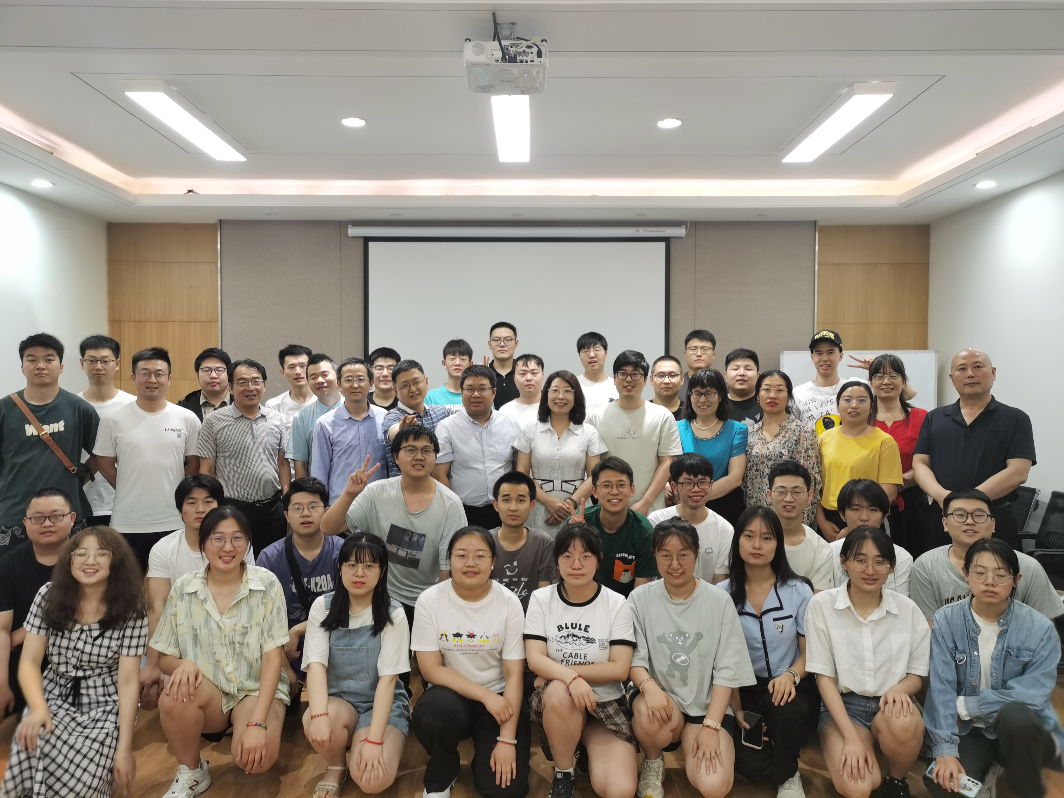 0395f0d39cef4accab193f108674db68.jpg 0395f0d39cef4accab193f108674db68.jpg