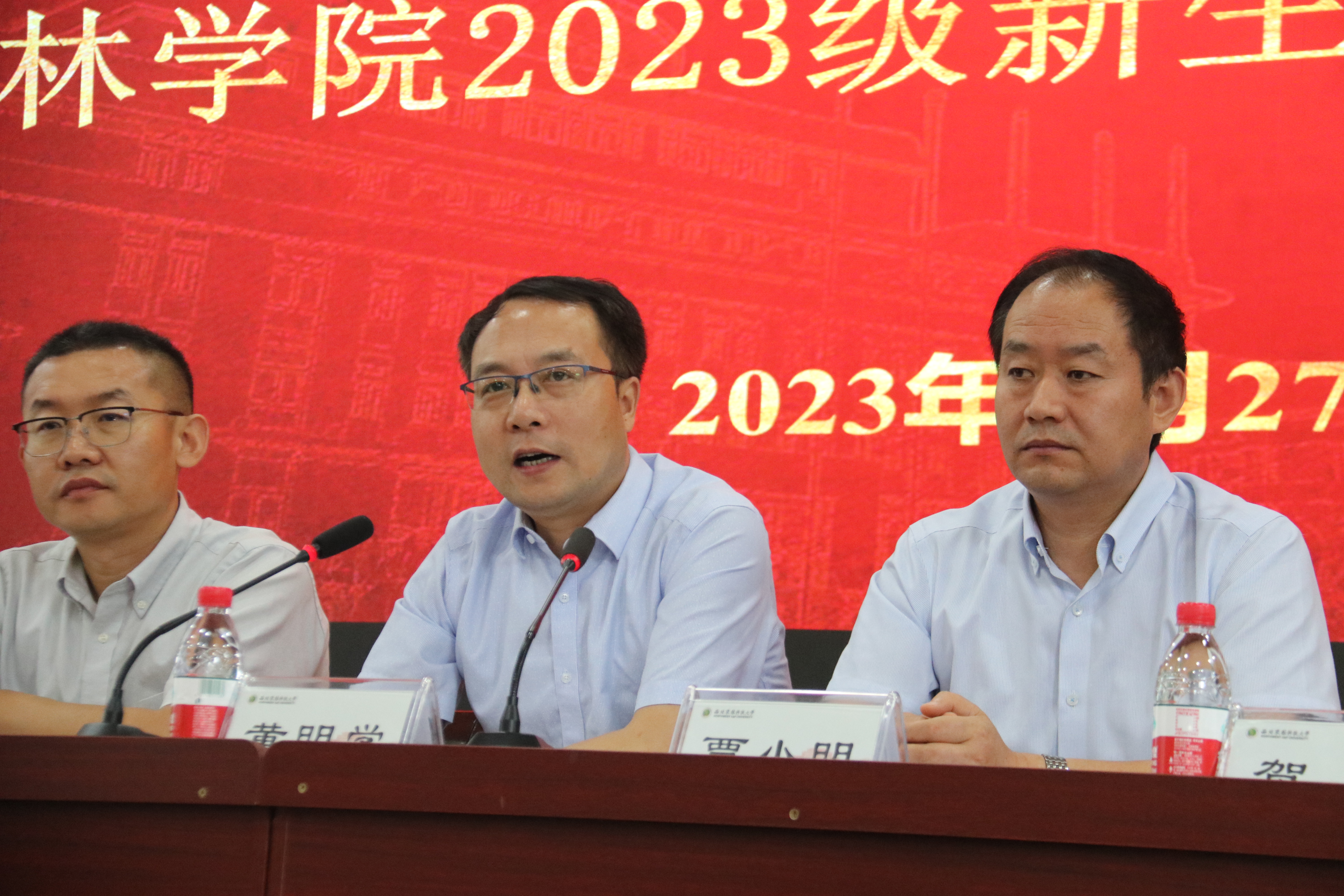 0bd156796be74ff5bba6e89315275e5b.jpg 0bd156796be74ff5bba6e89315275e5b.jpg